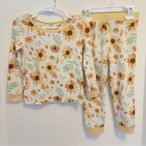 Jessica Simpson Toddler Girl Sunflower PJ Set Size 3T